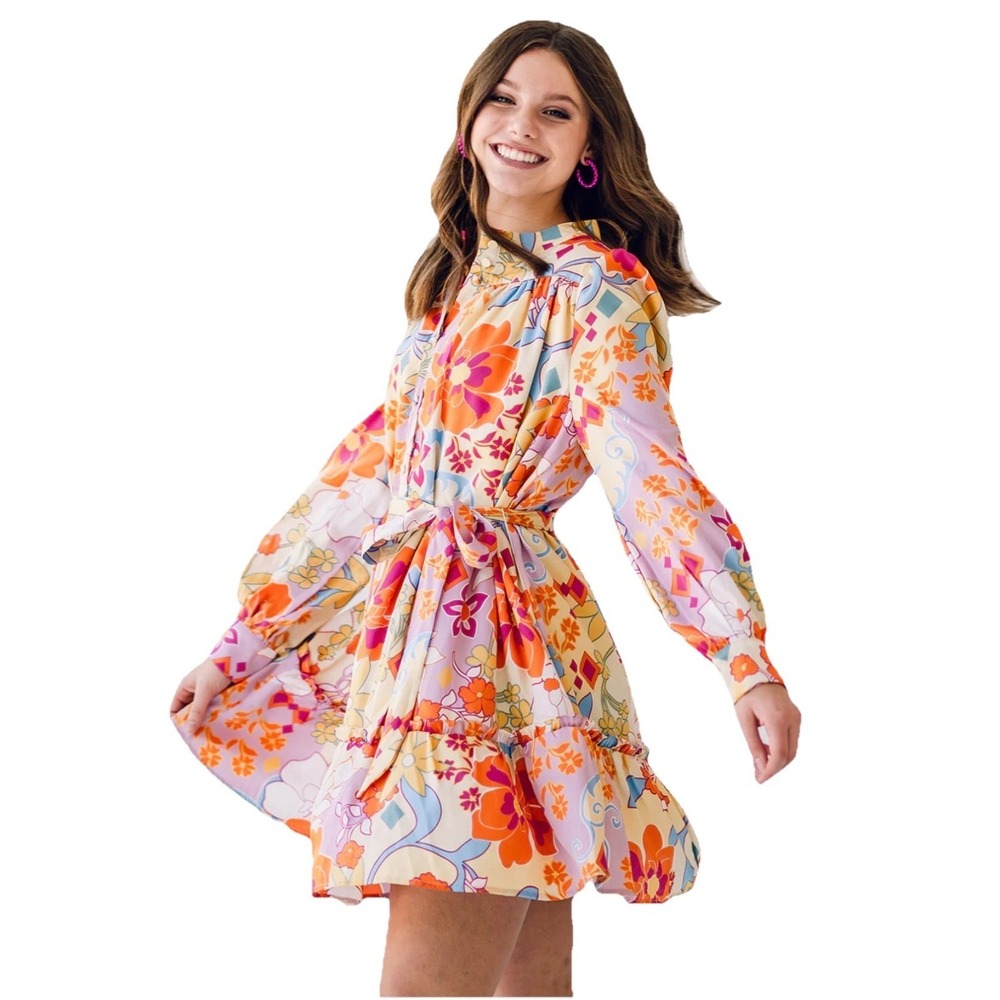 NWOT Fate Multicolor Floral Spring Easter Lined Ruffle Layered Dress Size Medium